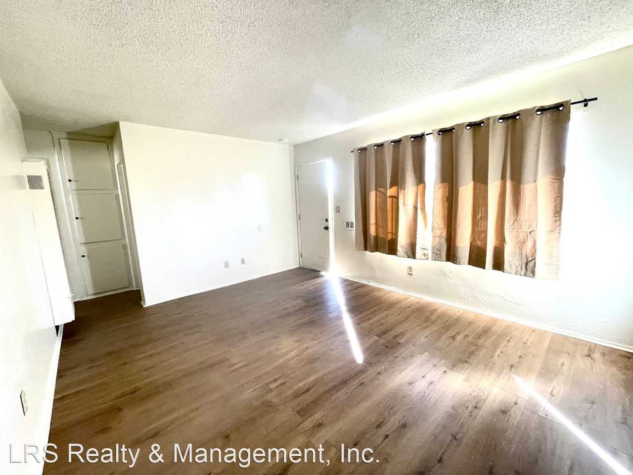 544-548 E 8th St. - Photo 3 of 9