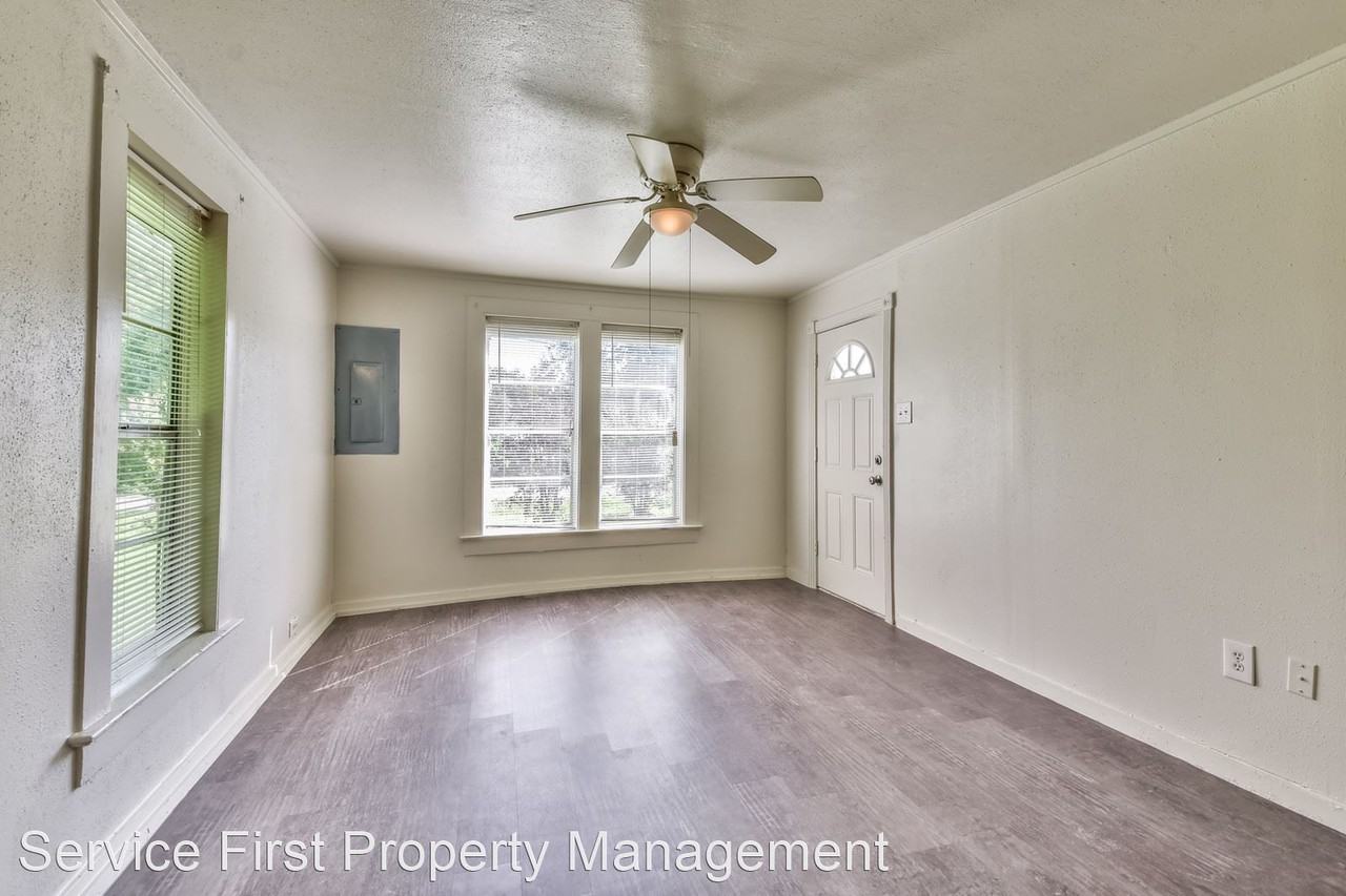 1412 Ash St - Photo 3 of 13