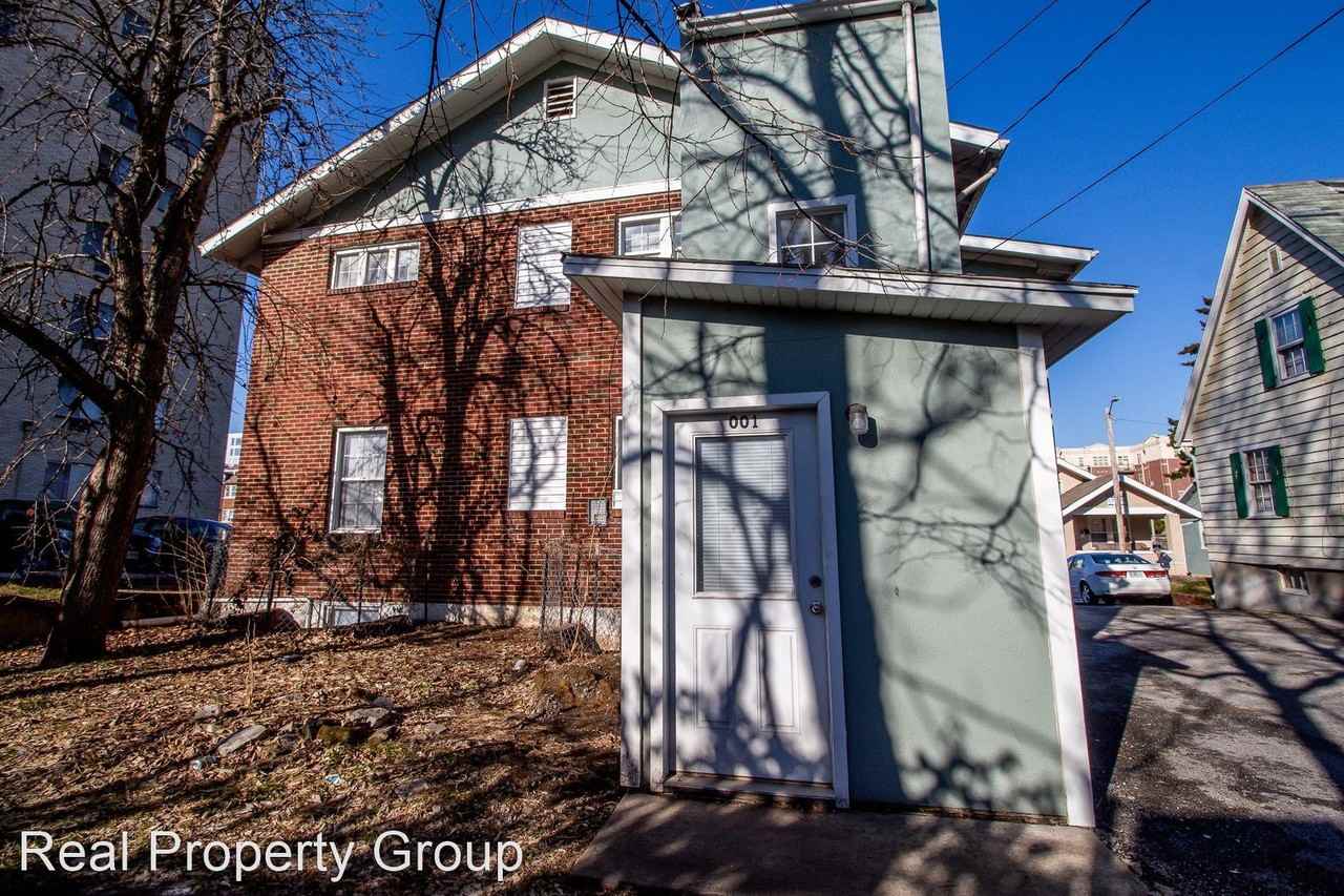 1106 Hamilton Way - Photo 2 of 12