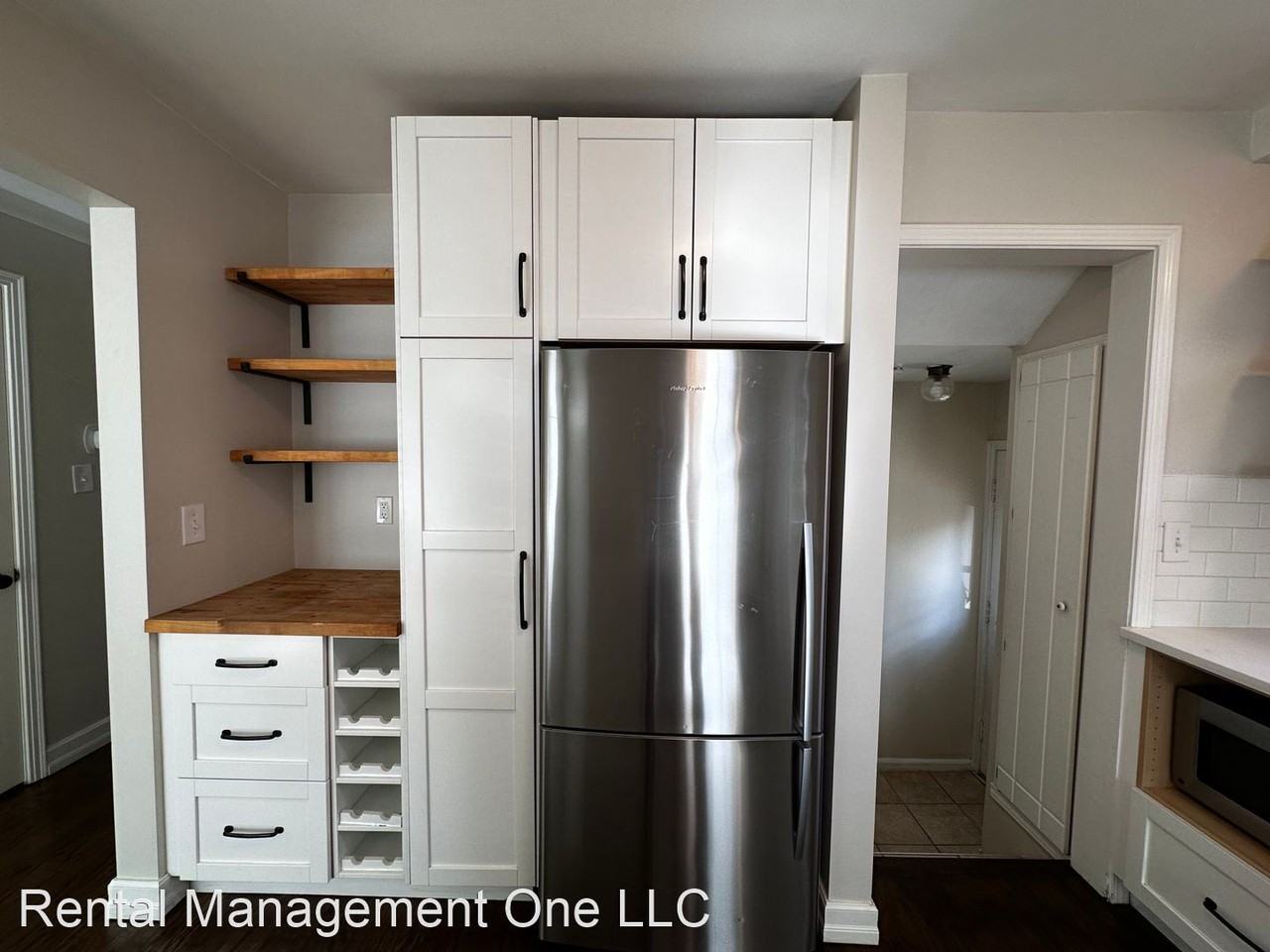 2711 Dorchester Rd - Photo 3 of 40