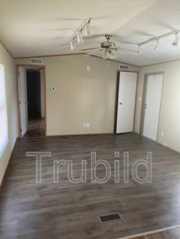 Laurel Village - Photo 3 of 9