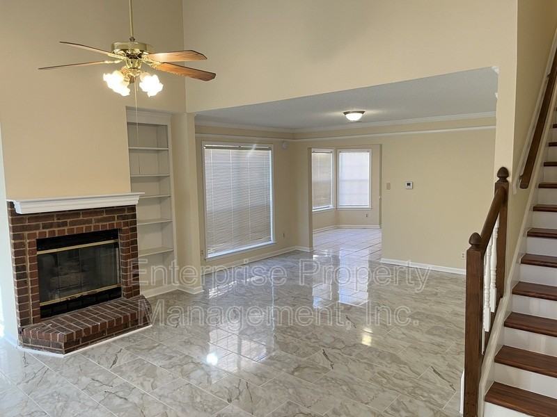 4155 Tunbridge Pl - Photo 4 of 50