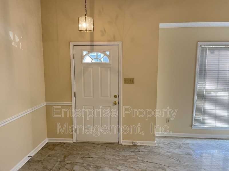 4155 Tunbridge Pl - Photo 6 of 50