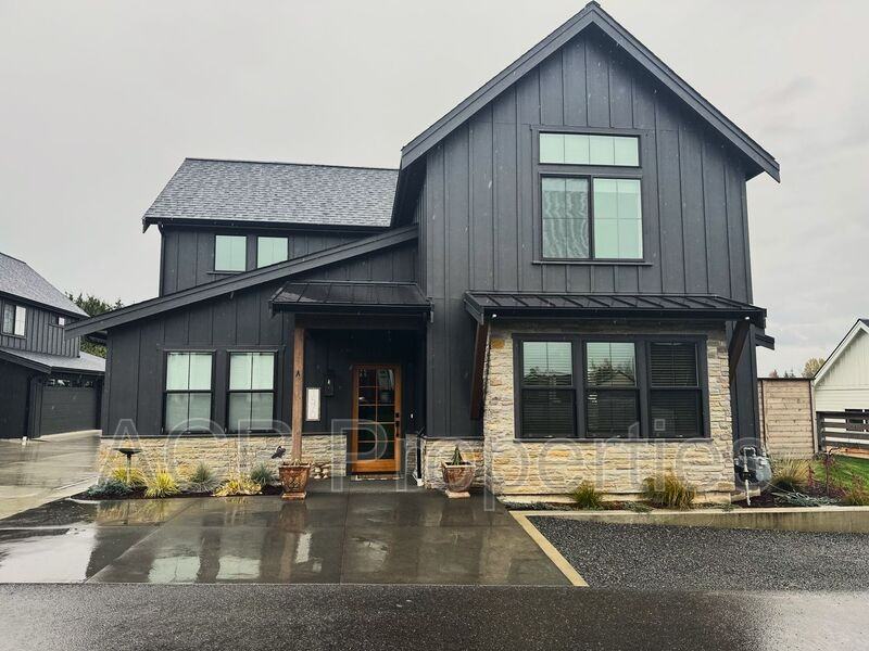 1570 Farmview Terrace