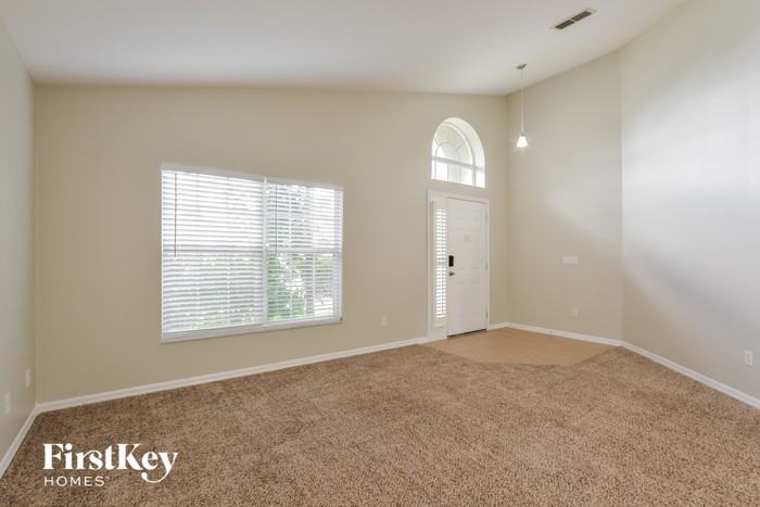 5116 Marbella Isle Dr - Photo 2 of 16