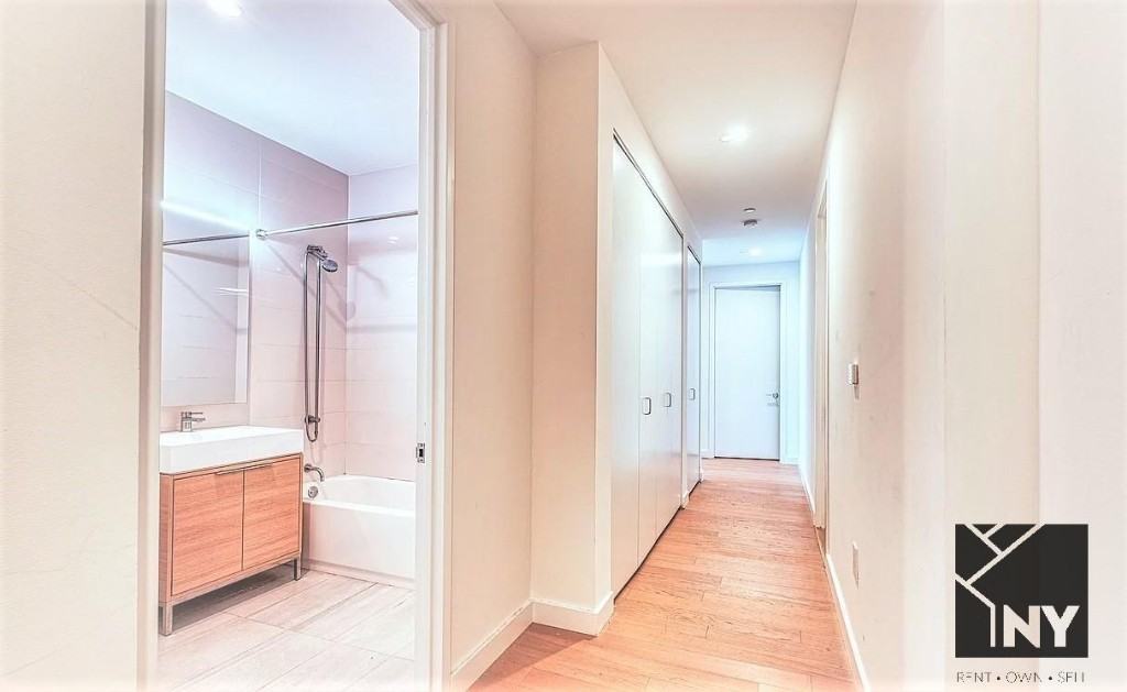 Water St #810 - Photo 2 of 20