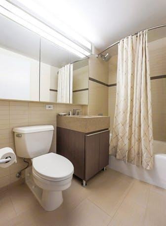 West St #15B - Photo 4 of 19