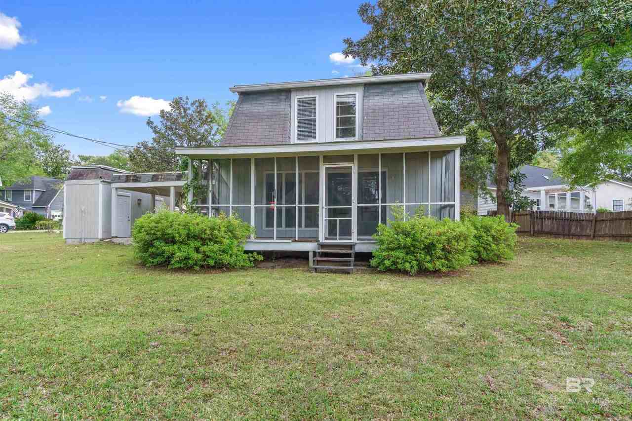 104 Sandlewood Cir N, Daphne, AL 36526 3 Bedroom House for 1,600/month