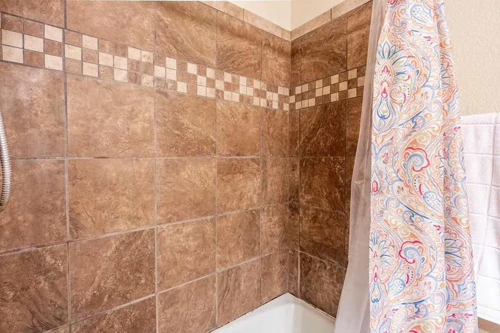 2505 Haynes Dr #NA - Photo 3 of 5