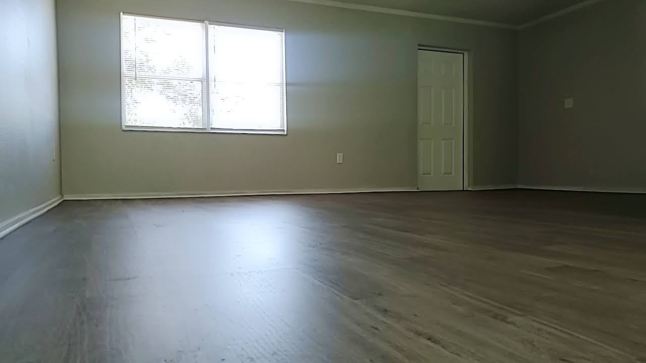 510 Holt Cir #NA - Photo 2 of 14