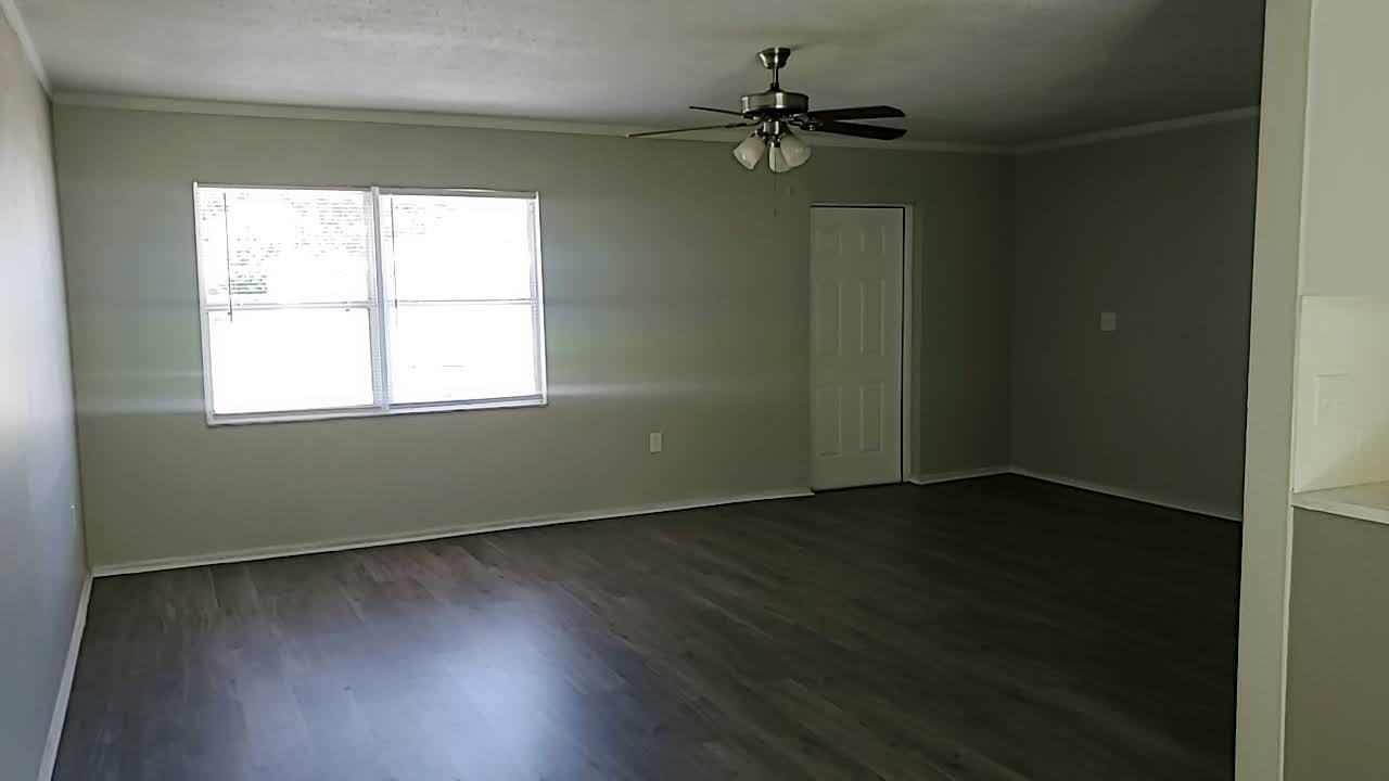 510 Holt Cir #NA - Photo 3 of 14