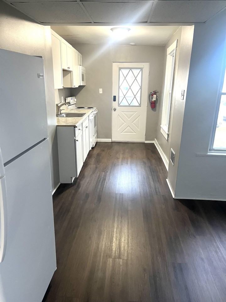 8 - 26 1st Street - 14 #14 - Photo 2 of 10