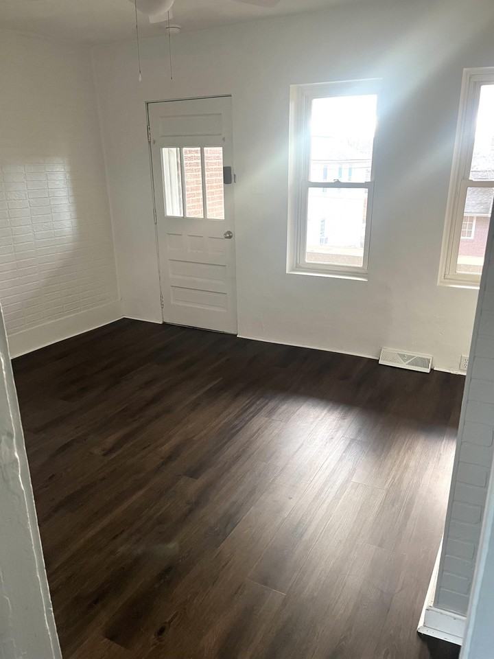 8 - 26 1st Street - 14 #14 - Photo 3 of 10