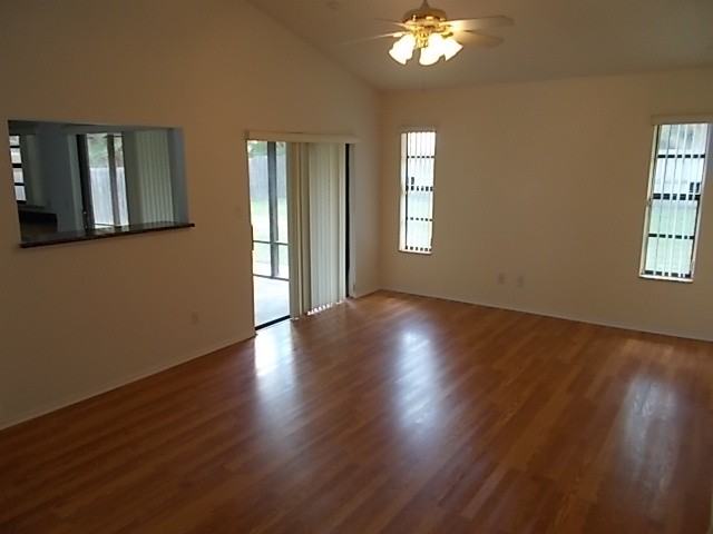 1258 Punta Gorda Cir - Photo 3 of 11