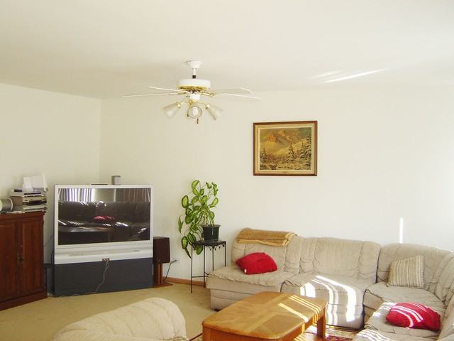 39807 Walton Ln - Photo 3 of 8