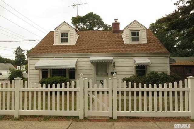 1 Michigan Ave - Photo 2 of 6