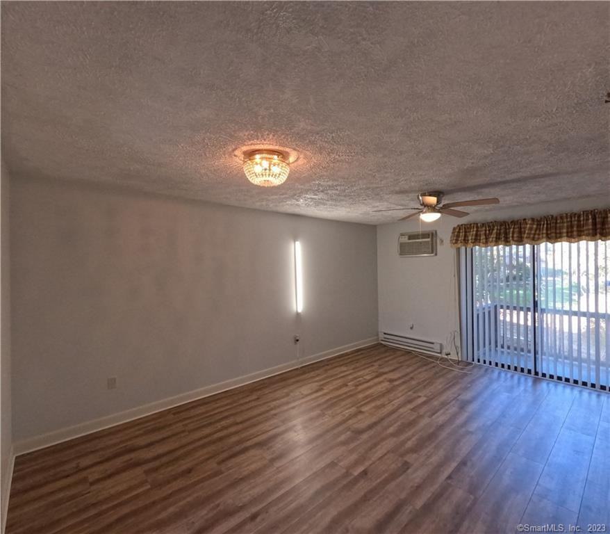 57 Suffield Meadow Dr - Photo 3 of 14