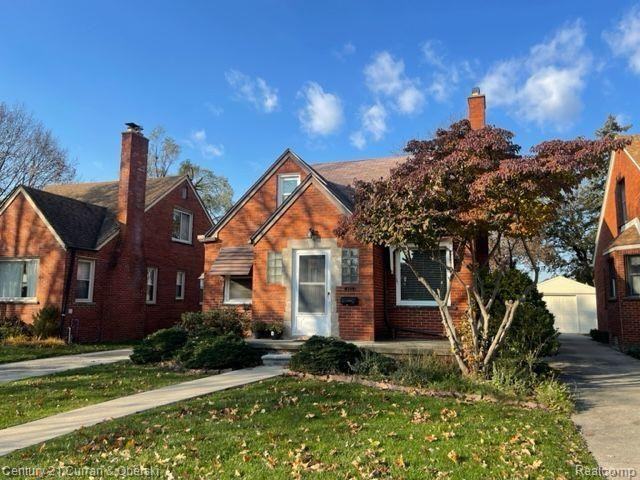 241 Drexel St - Photo 3 of 16