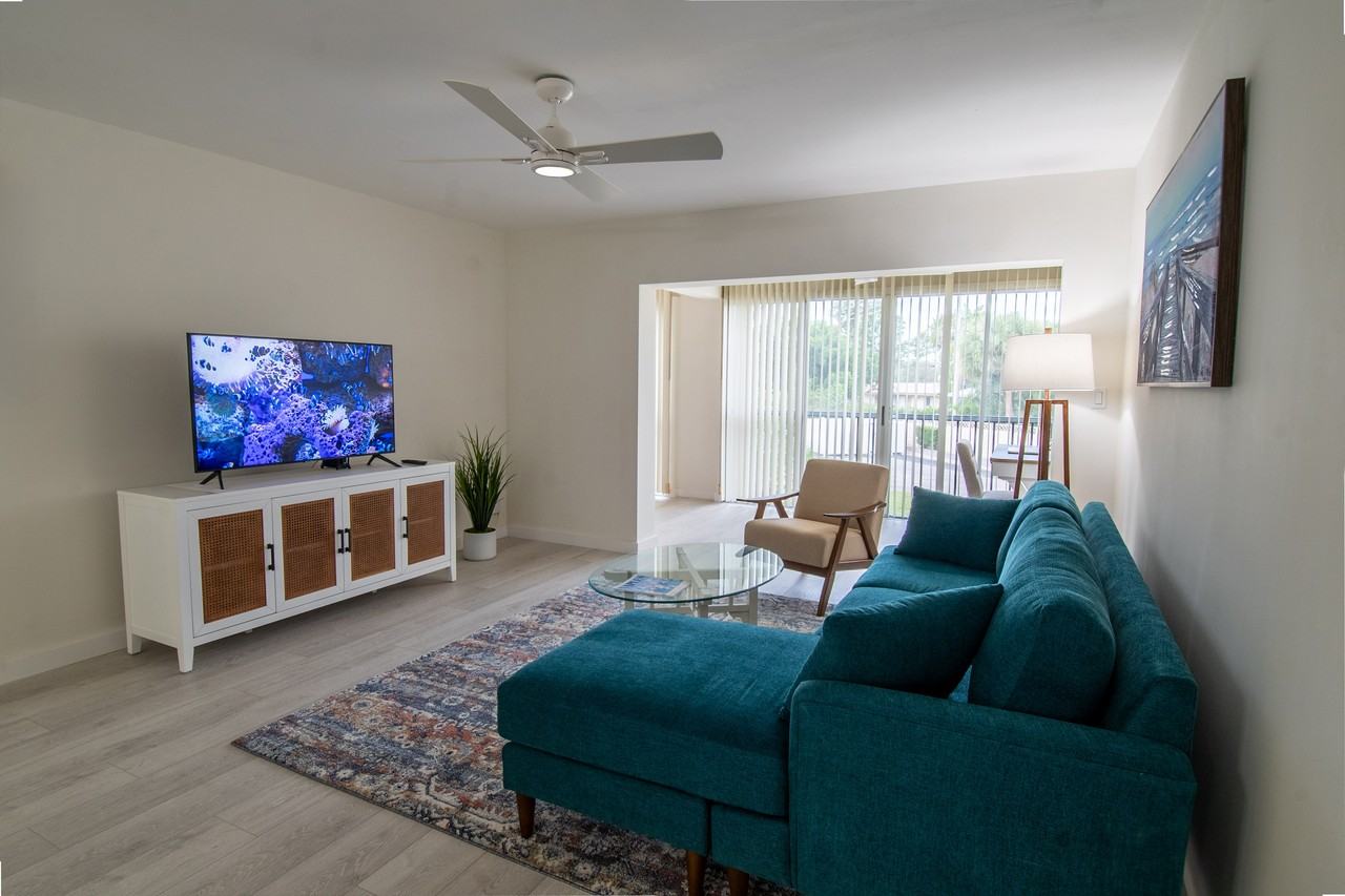 5 High Point Circle West #212 - Photo 6 of 20