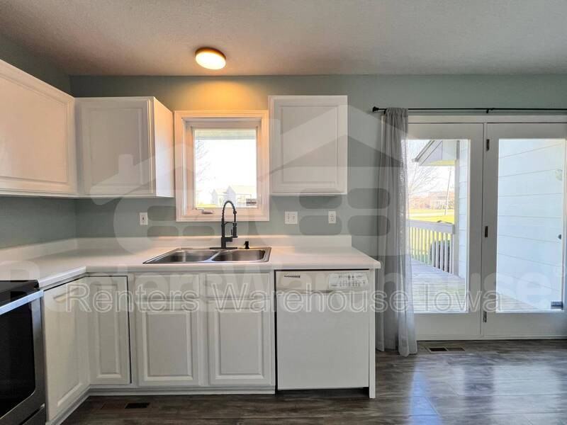 1709 Ne Sherman Ct - Photo 6 of 27