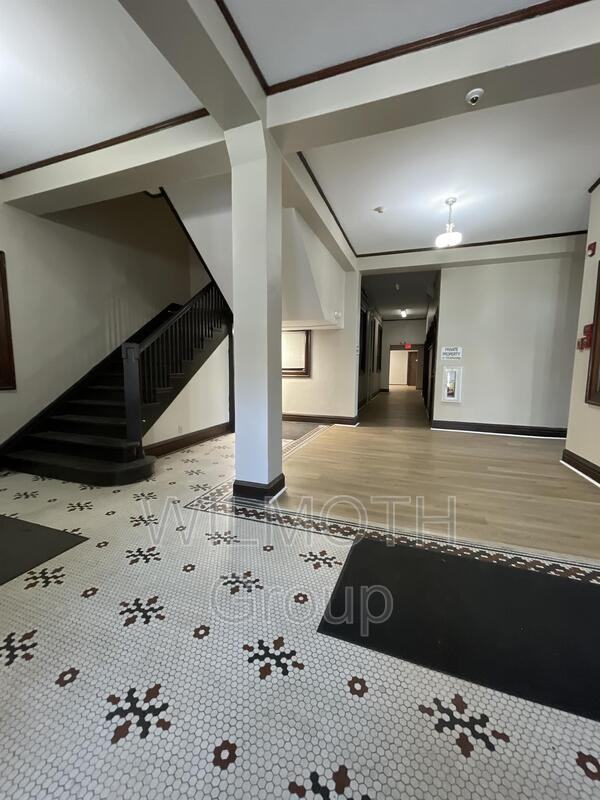 201 East Pike Street, Crawfordsville, IN 47933 - Photo 3 of 50