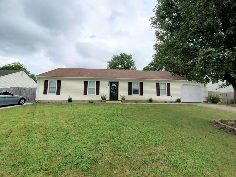 2824 Cedar Cove Ln - Photo 2 of 23