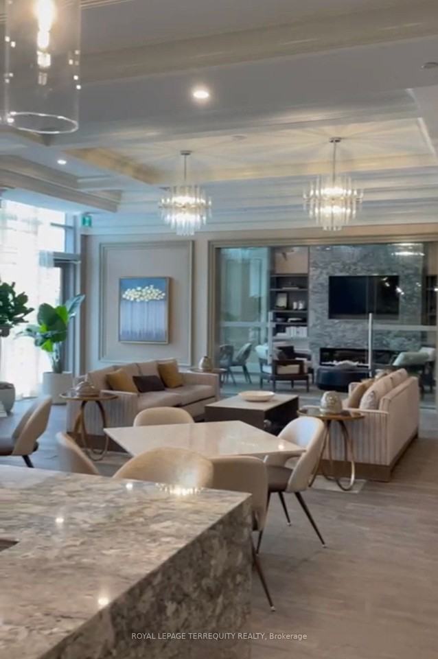 20 Gatineau Drive #1006 - Photo 3 of 6