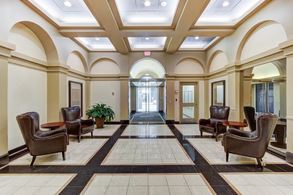 THE CARLYLE - Photo 2 of 23