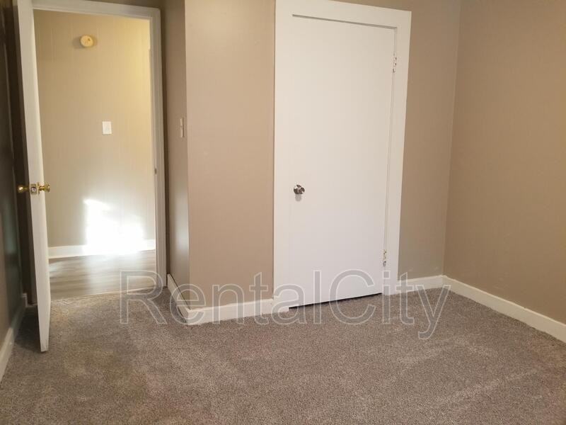 35 Idlewild St - Photo 2 of 16