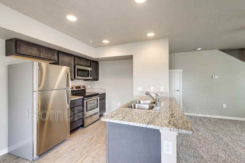 965 E Travel Ln #101 - Photo 2 of 27