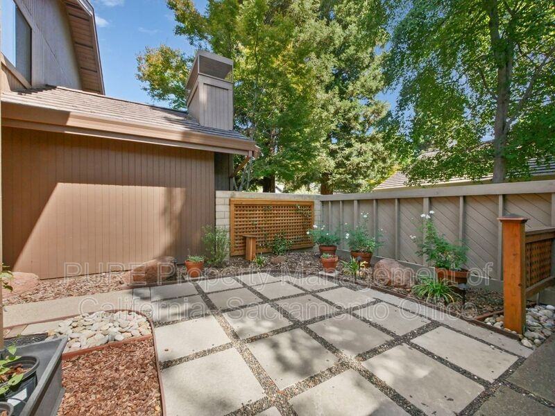 1964 Discovery Village Ln - Photo 3 of 38