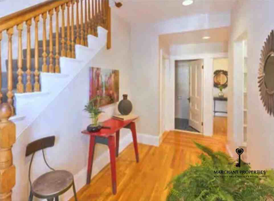 Hawthorn St #2 - Photo 2 of 28