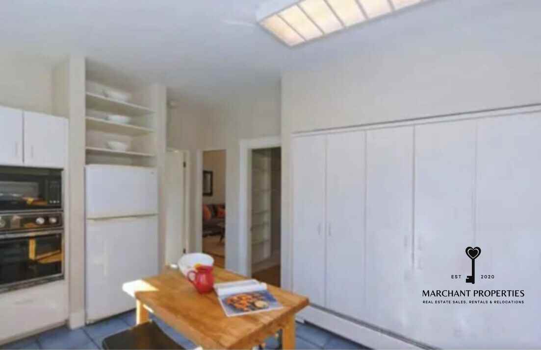 Hawthorn St #2 - Photo 7 of 28