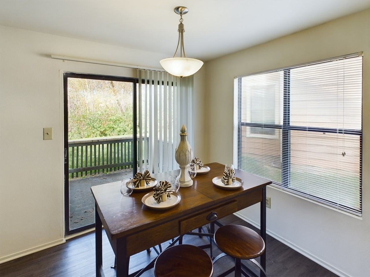 Stoney Brooke Apartments - Photo 7 of 130