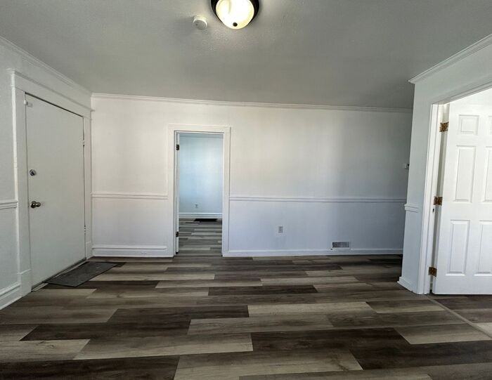 6532 Jesse Jackson Ave - Photo 3 of 29