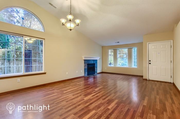8405 Ne 14th Ln - Photo 2 of 20