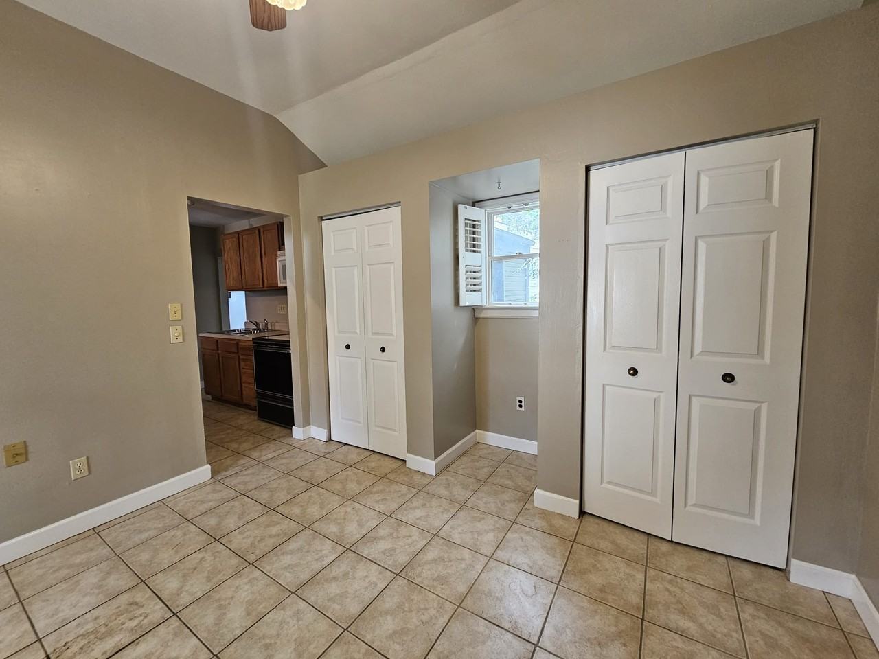 43 Saint Celeste Dr #1 - Photo 3 of 29