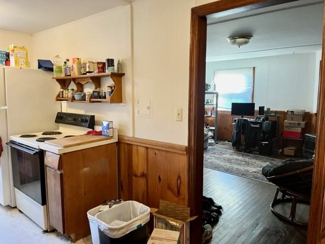 2012 Parmenter St #2012-15 - Photo 3 of 12