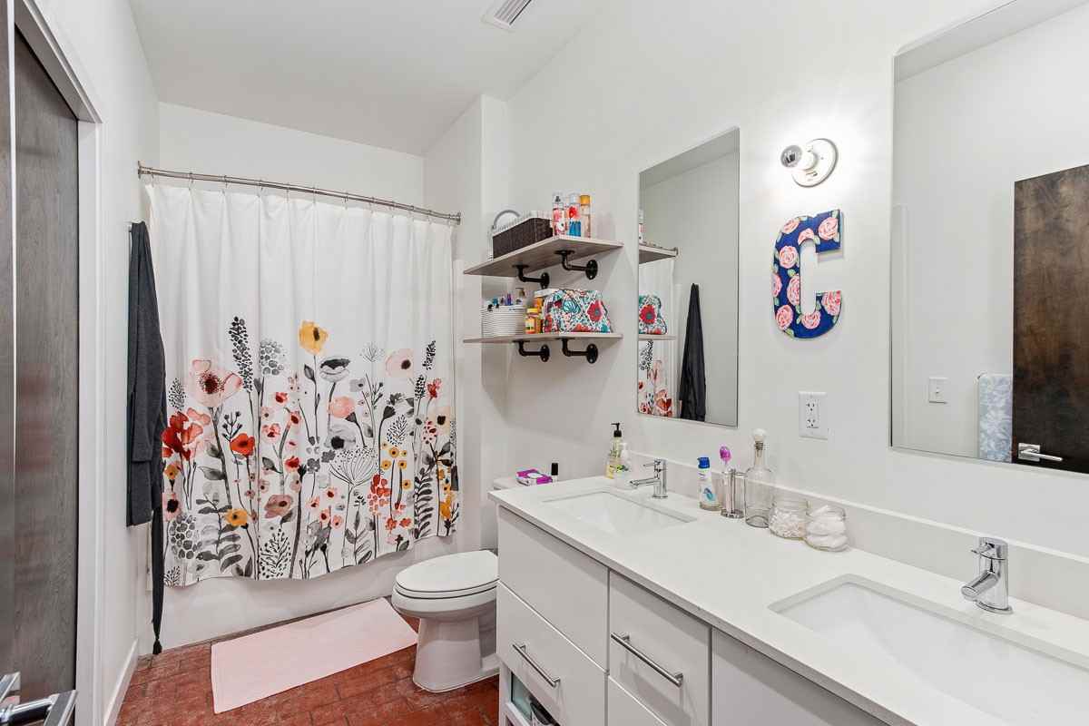 1108 E 30th St103 #103 - Photo 5 of 25