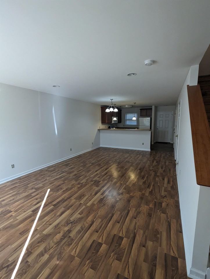 33 E 22nd St #1 - Photo 2 of 10