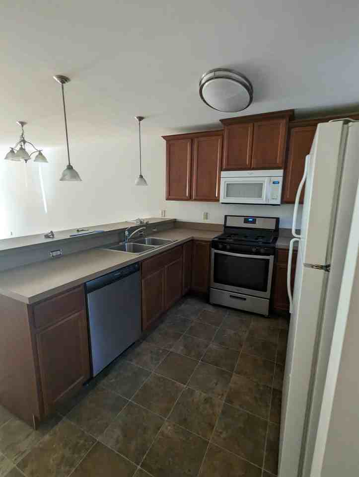 33 E 22nd St #1 - Photo 3 of 10