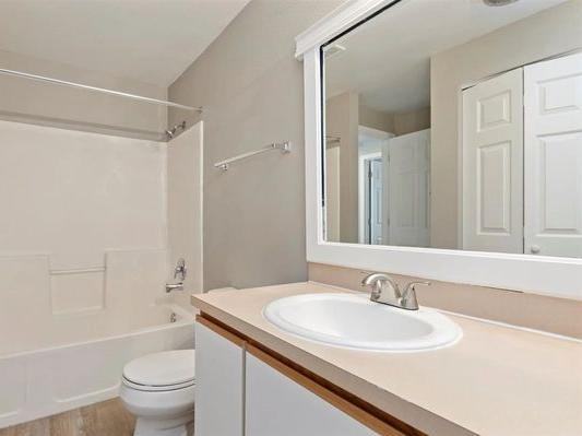 344 E Gruber Ave - Photo 2 of 17