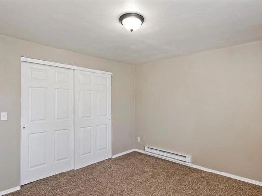 344 E Gruber Ave - Photo 5 of 17