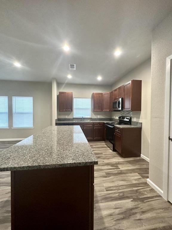 207 County Road 1220 - Photo 6 of 18