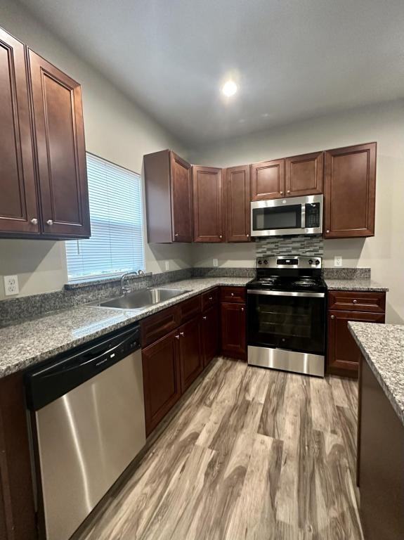 207 County Road 1220 - Photo 2 of 18