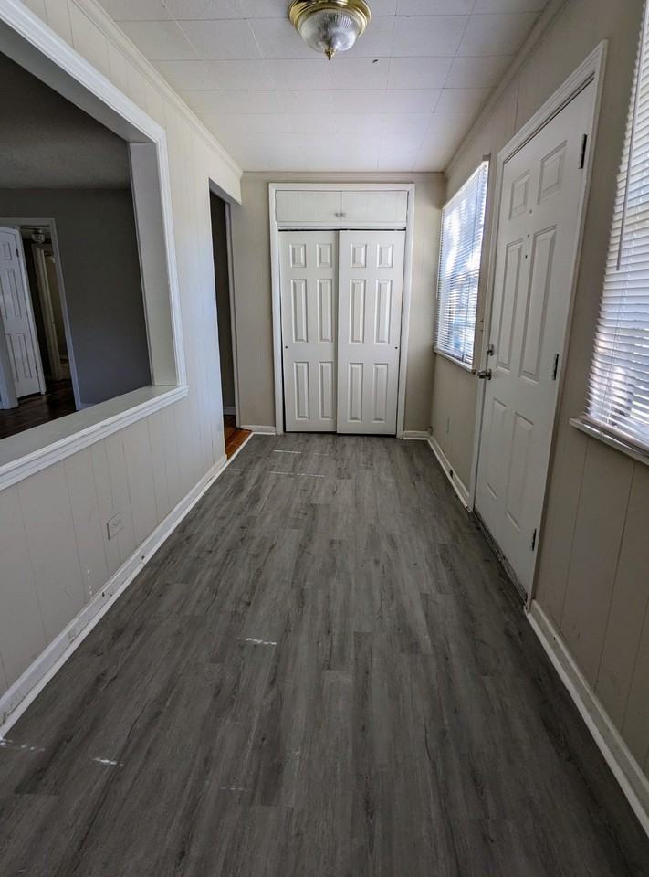 3243 Sunnybrook Ave N - Photo 3 of 17