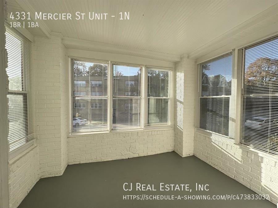 4331 Mercier St #1N - Photo 4 of 11