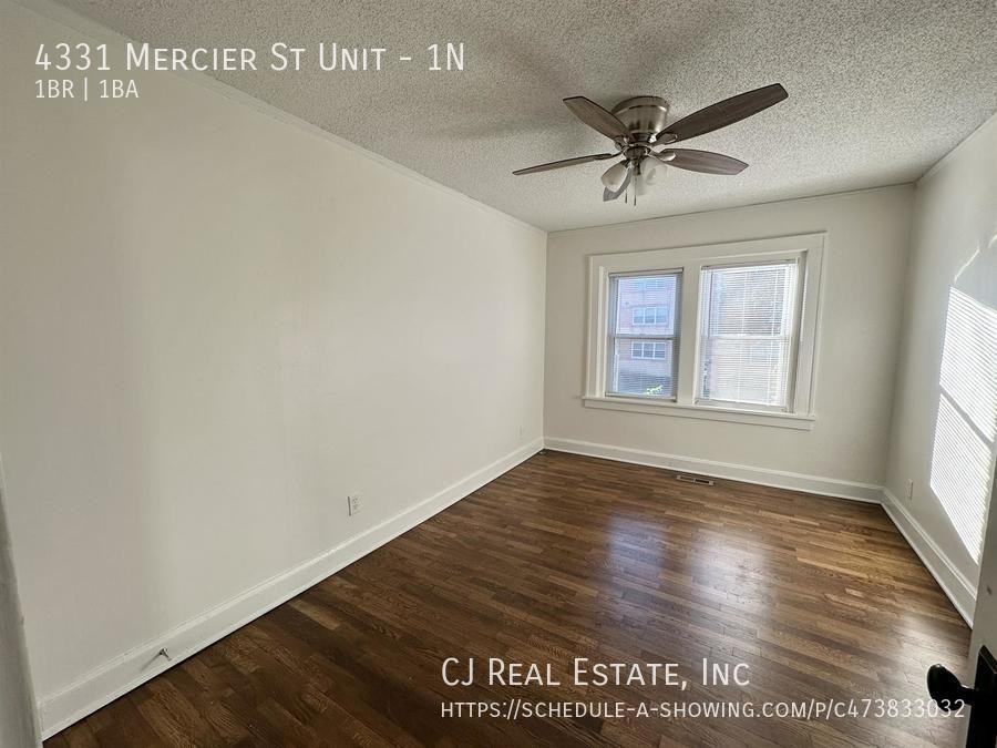 4331 Mercier St #1N - Photo 7 of 11