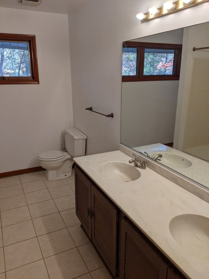 96 Shady Cove Ln #NA - Photo 3 of 14