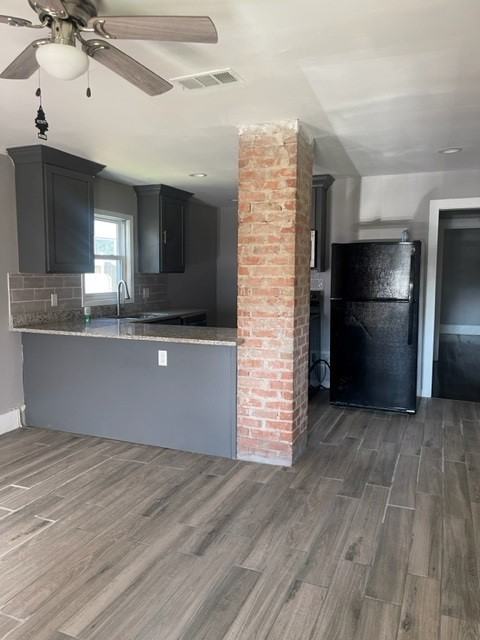 402 Graham Ave #1 - Photo 5 of 25